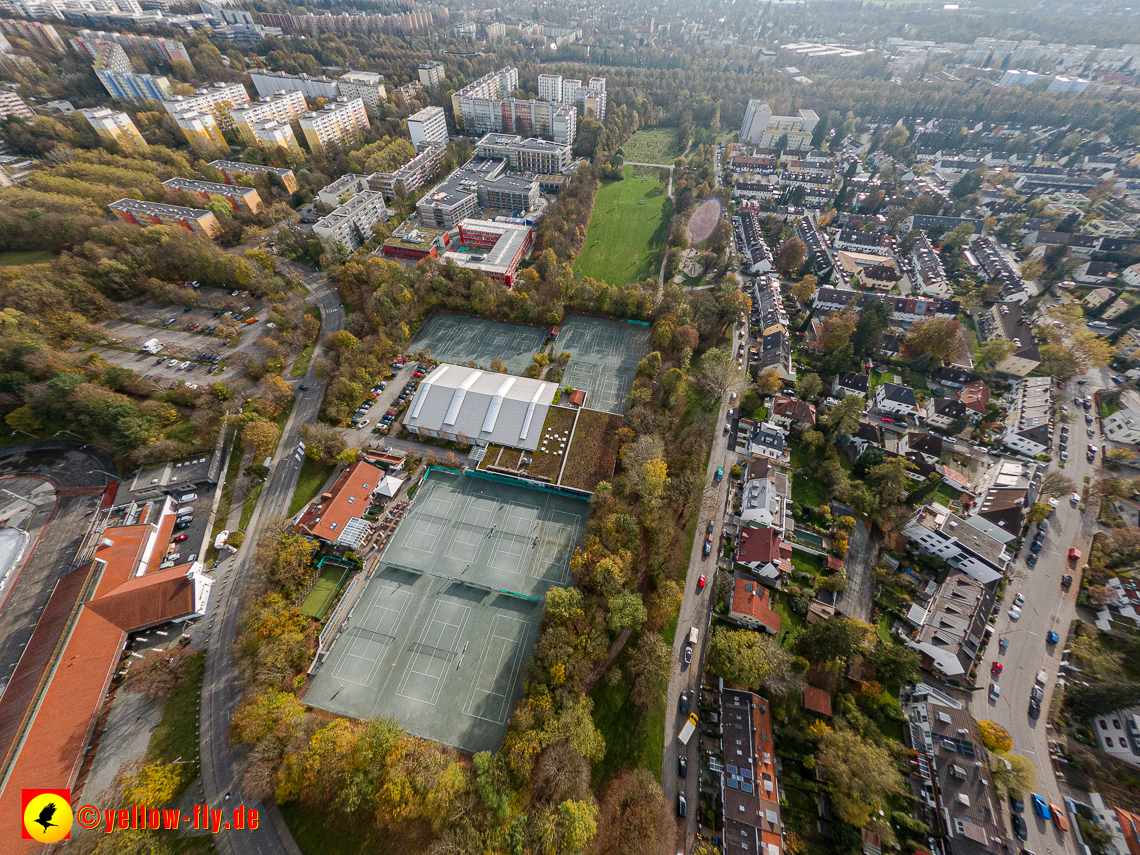 03.11.2022 -  Ostparksee mit Umgebung in Neuperlach